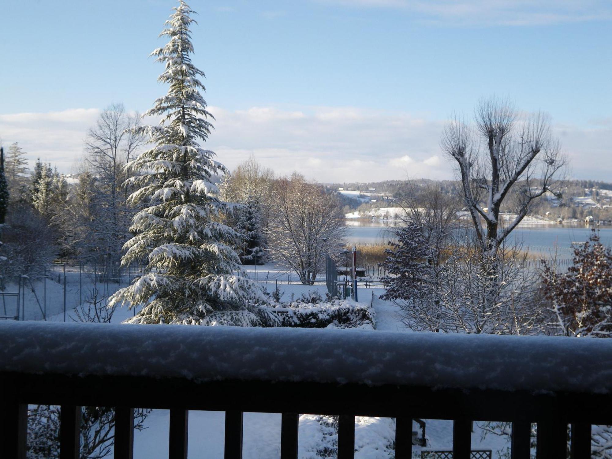 Les Sirenes Hotel Lepin-le-Lac Bagian luar foto