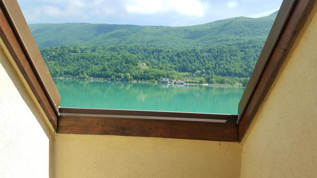 Les Sirenes Hotel Lepin-le-Lac Bagian luar foto